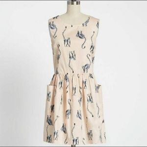 Modcloth Lemurder She Wrote Sleeveless Dress size Large